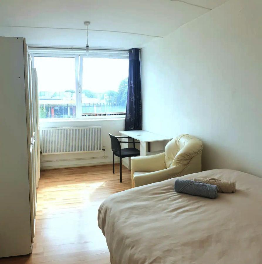 Elephant & Castle - Zone 2 - Private Rooms - Shared Bathroom ロンドン エクステリア 写真