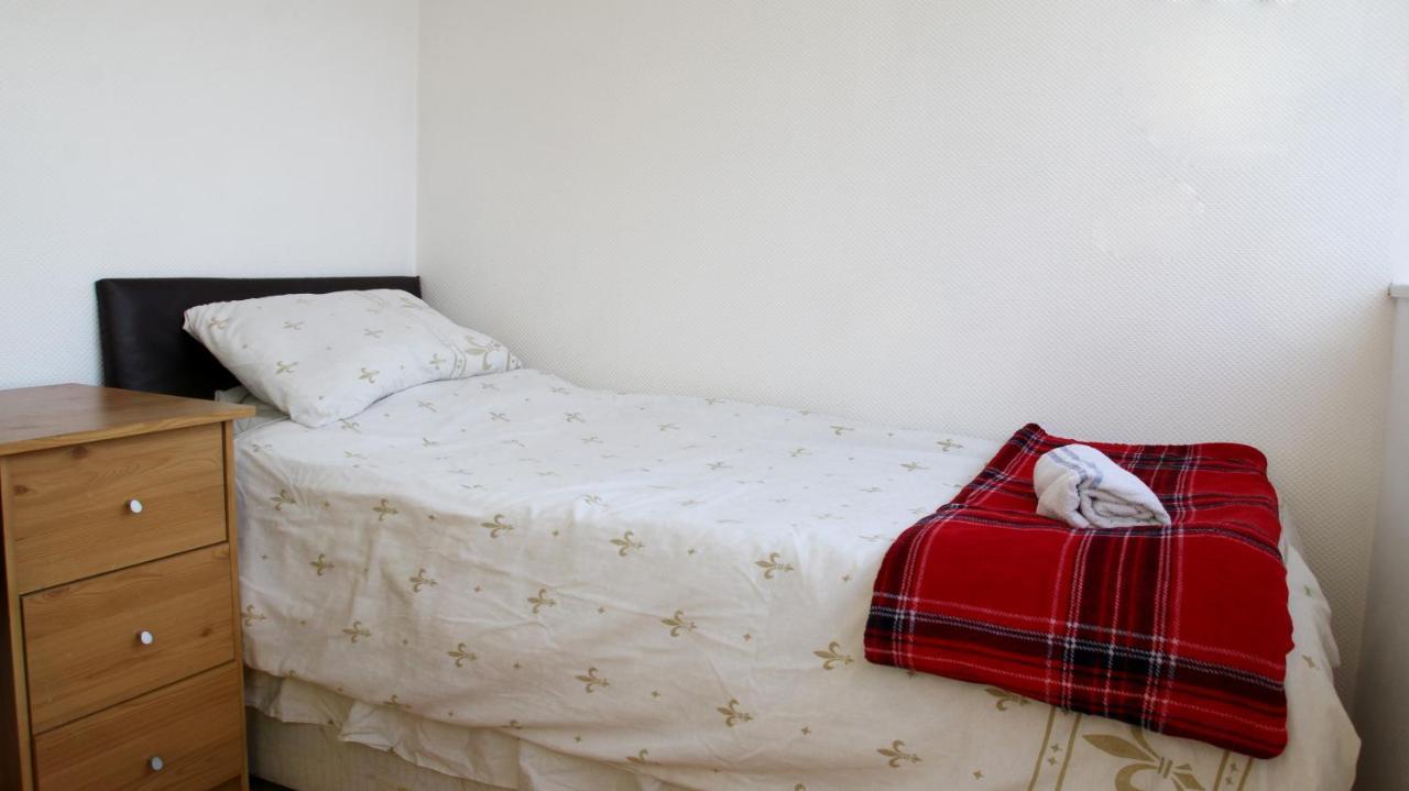 Elephant & Castle - Zone 2 - Private Rooms - Shared Bathroom ロンドン エクステリア 写真