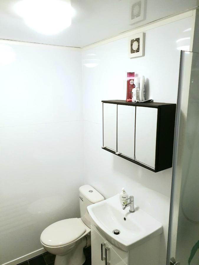 Elephant & Castle - Zone 2 - Private Rooms - Shared Bathroom ロンドン エクステリア 写真