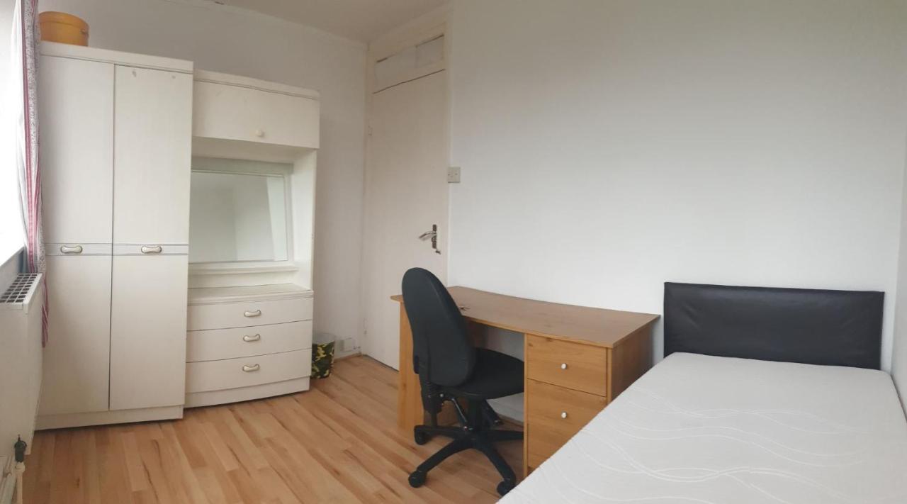 Elephant & Castle - Zone 2 - Private Rooms - Shared Bathroom ロンドン エクステリア 写真