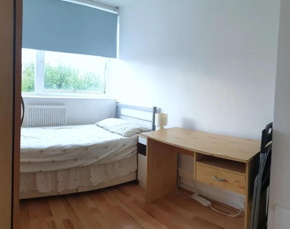 Elephant & Castle - Zone 2 - Private Rooms - Shared Bathroom ロンドン エクステリア 写真